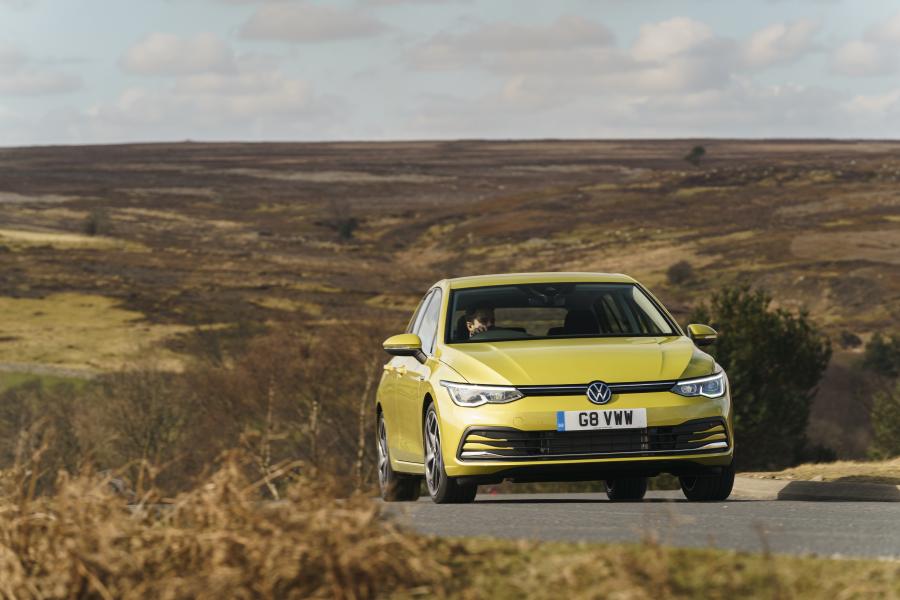  Volkswagen Golf Style 2020 года  (UK) (фото 5 из 40)